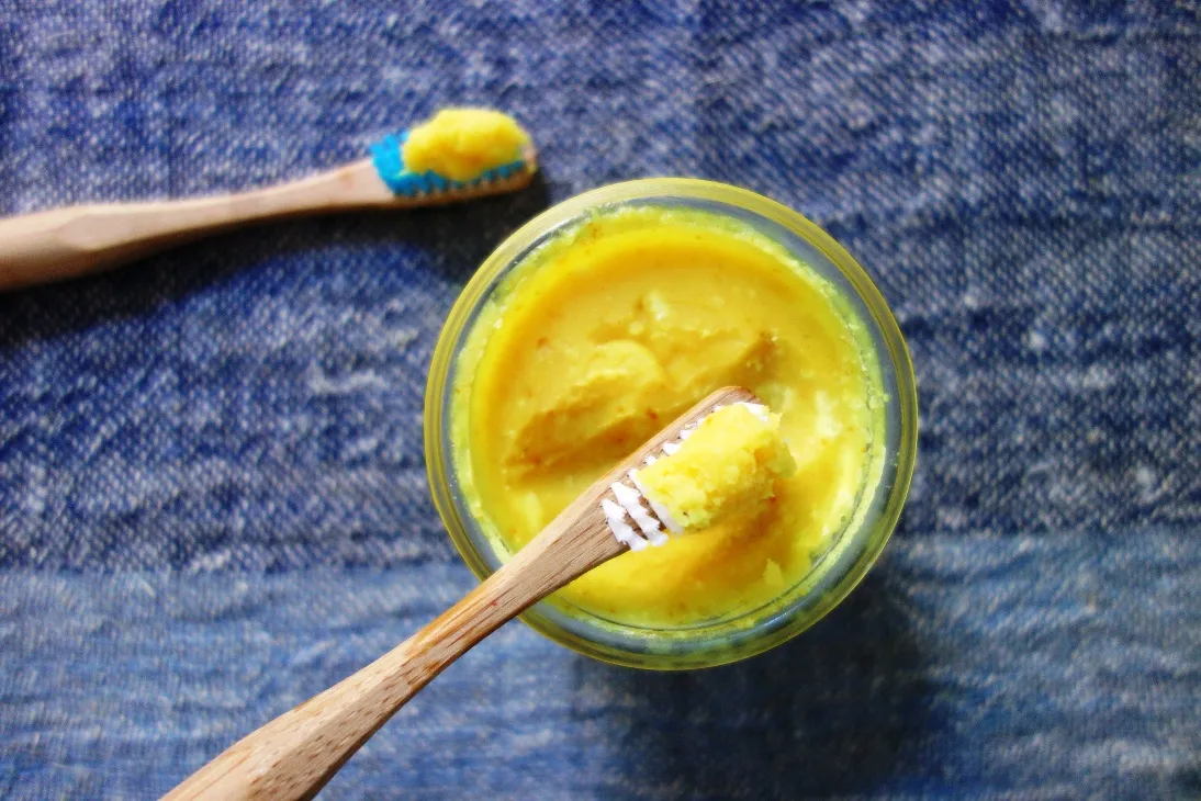 31633 turmeric teeth whitening 7