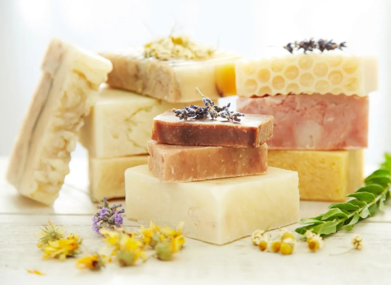 31642 skin whitening soap storage